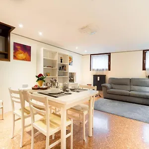 https://the-zen-house-apartment.hotelinveneto.com