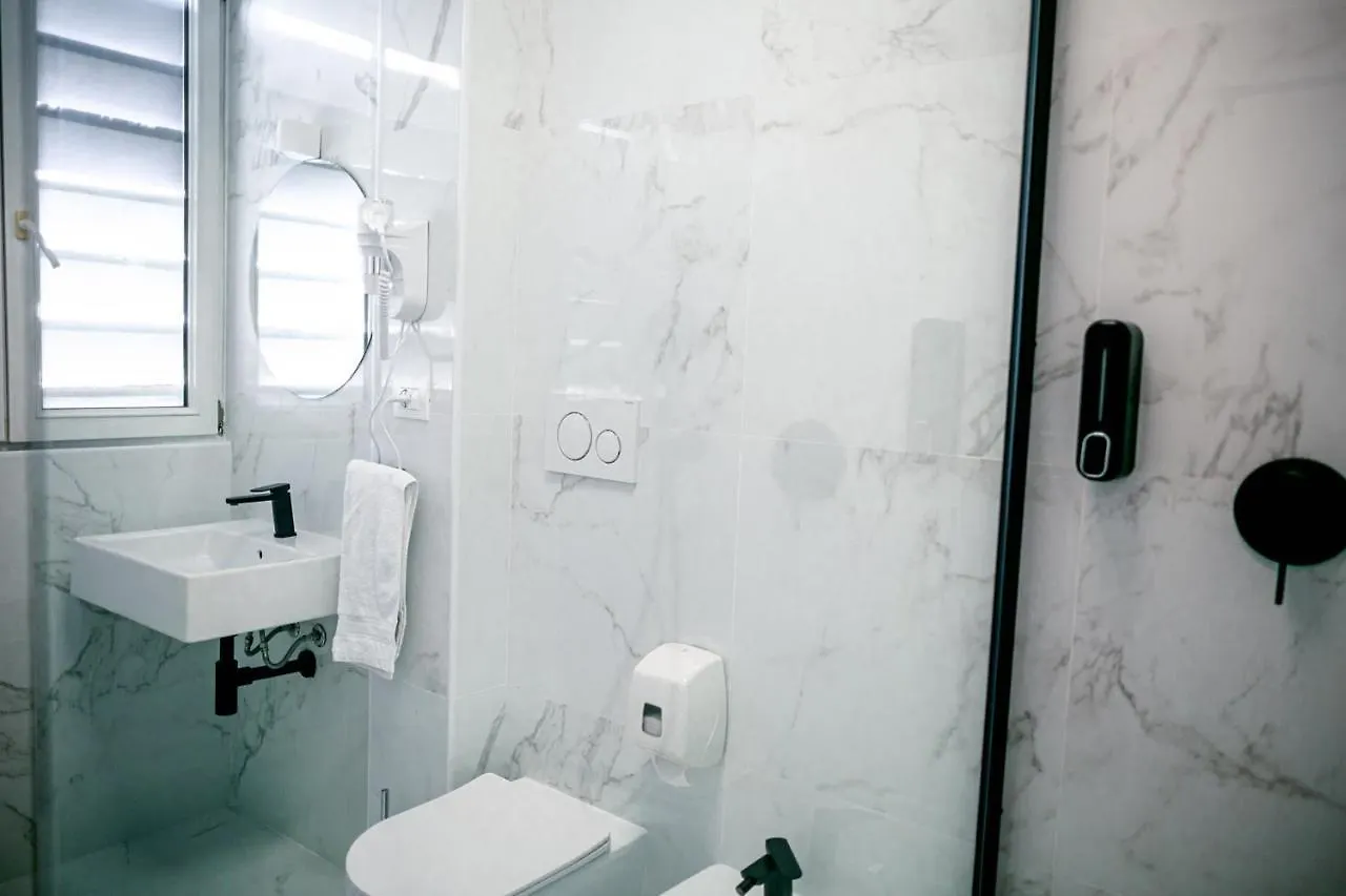 B&B Best Hostel Milano Bed & Breakfast Milan